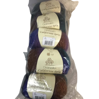 BN 100%Wool Cleckheaton California 8 Ply x 5 Lot 72179