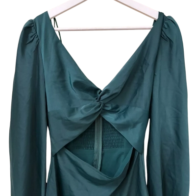 Perfect Stranger Womens Size 8 Long Sleeve Dress / Midi Dress Green 