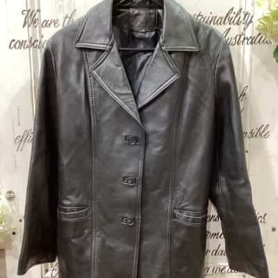  Gorgeous Mens  Size L Leather Jacket Black  