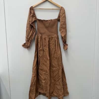 NEW - Petal + Pup Domenica Shirred Long Sleeve Midi Dress - Size L 