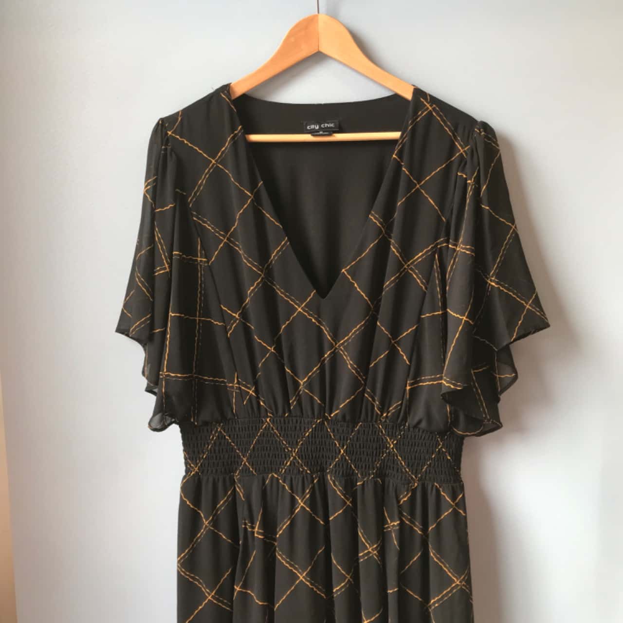 black and gold high neck dress The Natalie Long Sleeved Criss Cross Sequin Turtleneck Dress Black – ShopAA