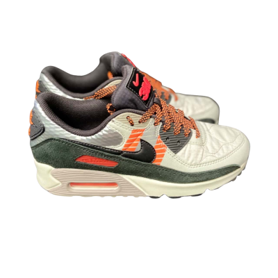 Nike Unisex  Size 38 Black  / Cream / Orange / Silver 