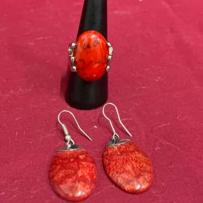  Women's Vintage Red Stone Silver Tone Matching Earrings / Ring 
