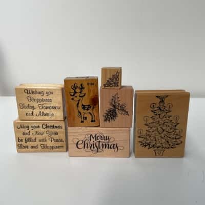 Christmas stamps assorted x7