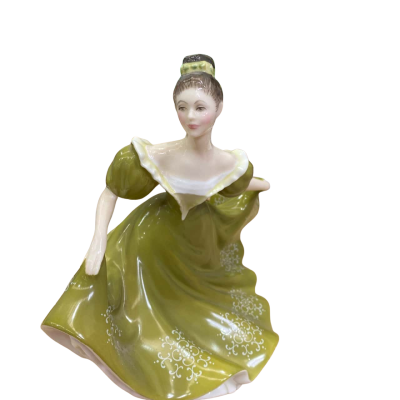 VINTAGE ROYAL DOULTON FIGURINE "LYNNE" #NH 2329