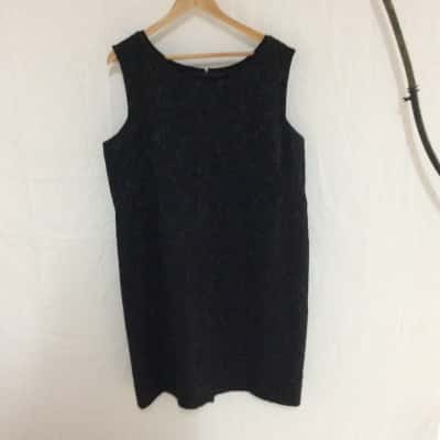 Perri Cutten Womens  Size 18 Sleeveless Dress  Black  / Floral 