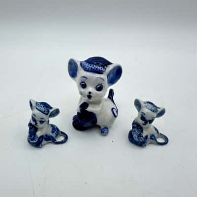 Adorable Vintage Miniature Blue & White Ceramic Mouse Trio