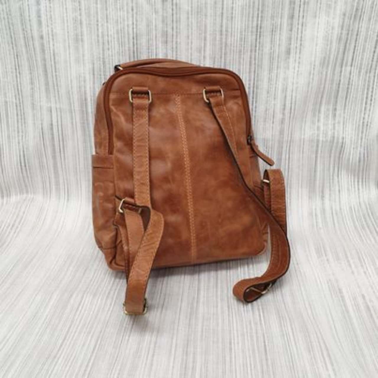 Colorado Toffee Brown Smart & Classy Roomy Zip Pocket Leather Unisex