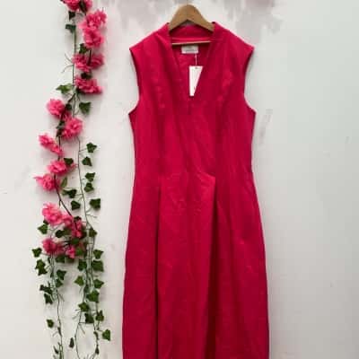 Cue Womens  Size 16 Sleeveless Dress  Pink  