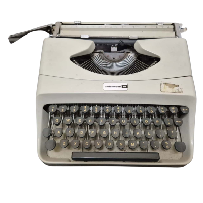 Underwood 18 Typewriter