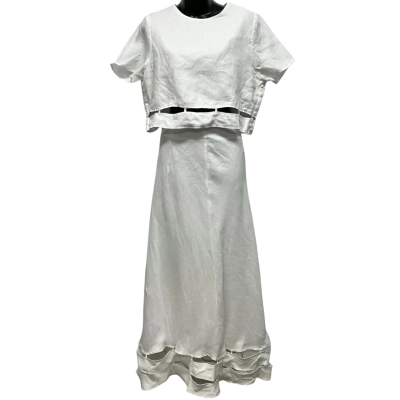 Dissh Women's  Size 14 Top and Skirt /White 