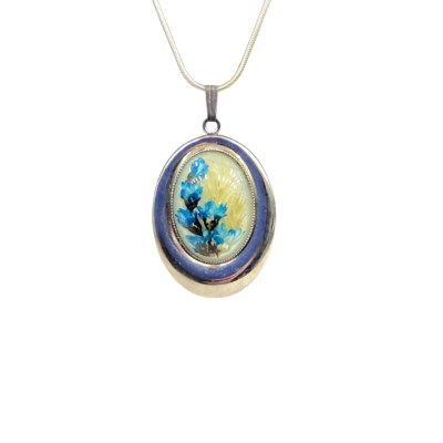  Womens Necklace Silver Tone with Flowers in Resin Pendant