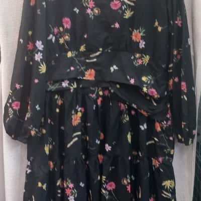  Womens Little Party Dress  Size 18 Maxi Dress Black  / Floral 