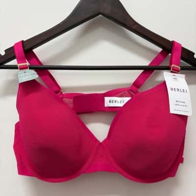  BNWT Berlei Size 16D Hot Pink Bra