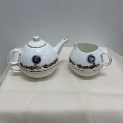Royal Tara - fine bone chine Ireland - full set