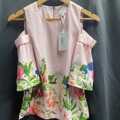 Ted Baker Womens Size 1 Florence Cut Out Shoulder Baby Pink Top