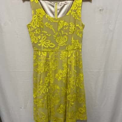  Women’s Floral Yellow Dress