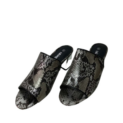 Taking Shape Women's Size 40 Silver Snake Leather Mules