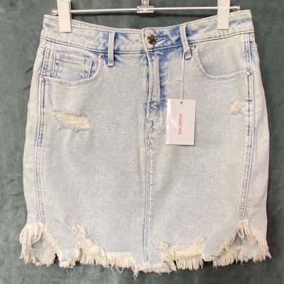 Good American Womens  Size 8/29 Light Blue Denim skirt