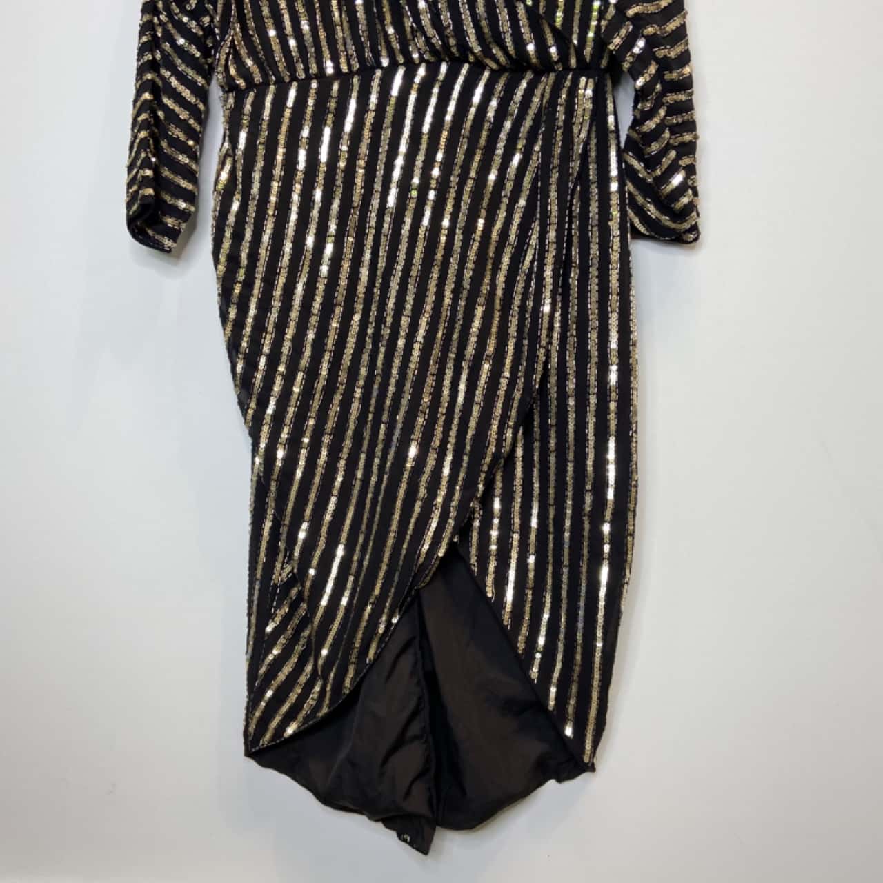 ASOS Womens Size 16 Long Sleeve Maxi Sequin Dress Black/ Gold BNWT (s) -  New With Tags | Salvos Stores