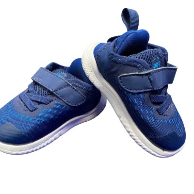 Nike Kids  Size 3.5 Blue Sneakers