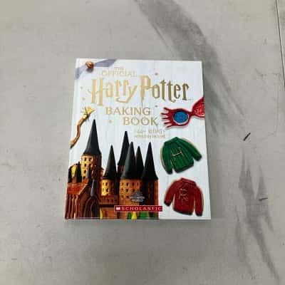 The Official Harry Potter Baking Book