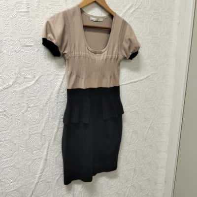 Karen Millen Womens  Size 2 Black  / Cream Dress VGUC