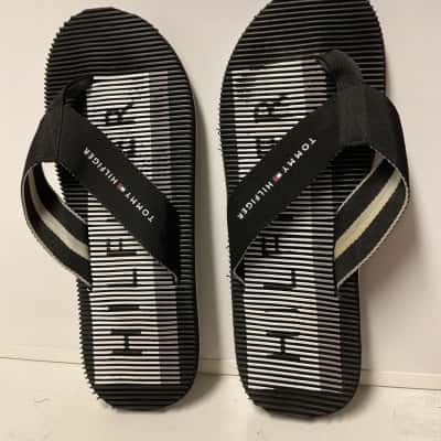 Tommy Hilfiger Mens  Size unknown Black  / White thongs