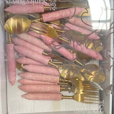 Stanley Roger’s 30 Piece Cutlery set