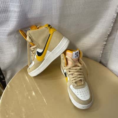Nike Womens  Size 6 Trainers Black  / Brown / Gold / White 