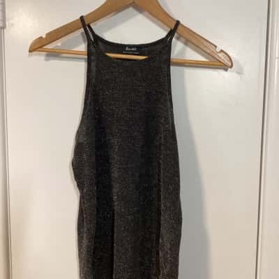 Bardot Top Size 6 Black  / Silver 