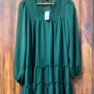 Sportsgirl  Size 6 Olive green dress new 