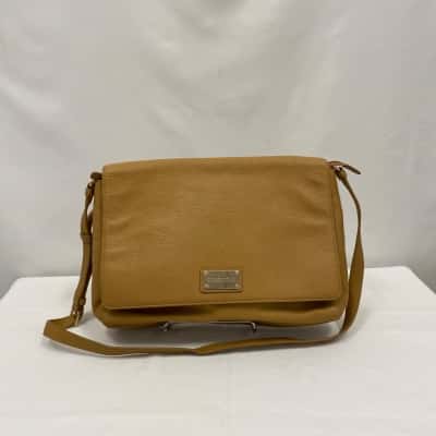  Women’s  Oroton Beige  Bag