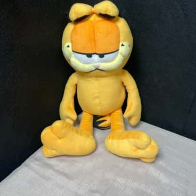 2024 officially licensed Headstart International Garfield plush toy. 50cm JUMBO