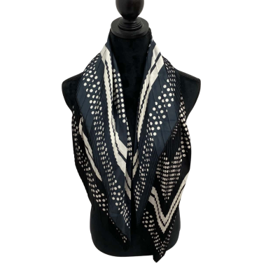 Womens Black & White Polka Dot Scarf