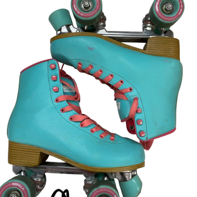 IMPALA ROLLER SKATES SIZE 8