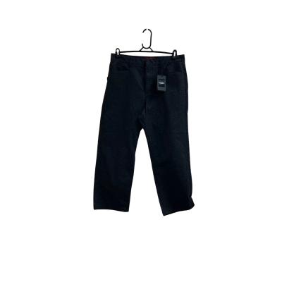 Former Men’s Skate Slack Size 32 