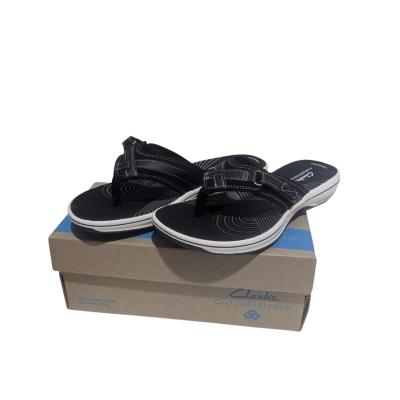 Clarks Cloudsteppers Womens  Size 6.5 Sandals Black  / White 