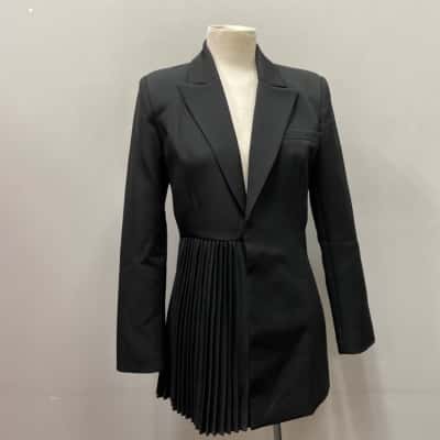 Bianca and Bridgett Womens  Size 8 Blazer/  pleated Mini Dress Black  