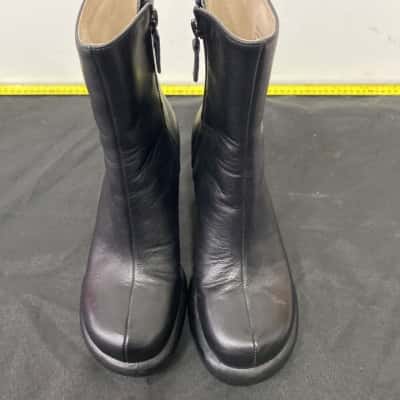 Gorman Womens  Size 7.5 Boots Black  