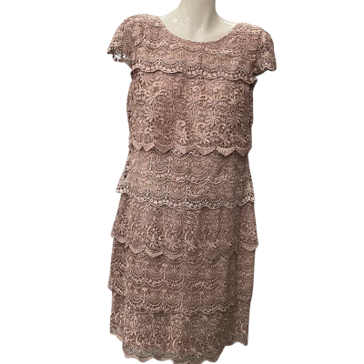 Review Womens  Size 8 Cocktail Dress Pink  