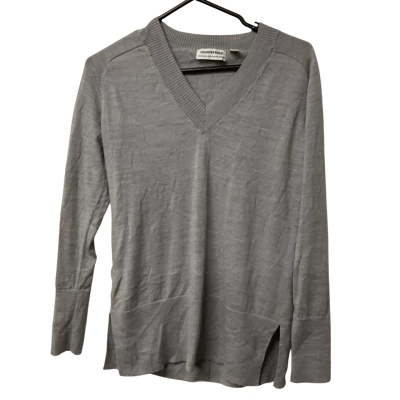 Women’s Country Road Size S grey wool jumper