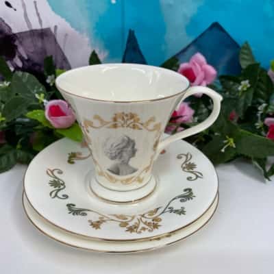 Dineart Australia fine bone China teaset 3 piece 