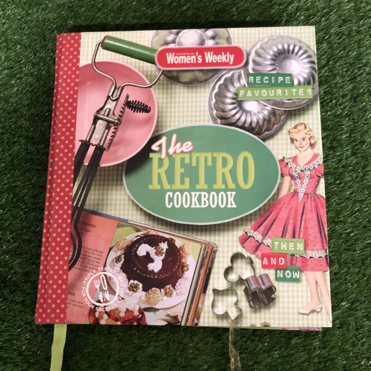 Women’s Weekly : The Retro Cookbook(s) - Used Very Good | Salvos Stores