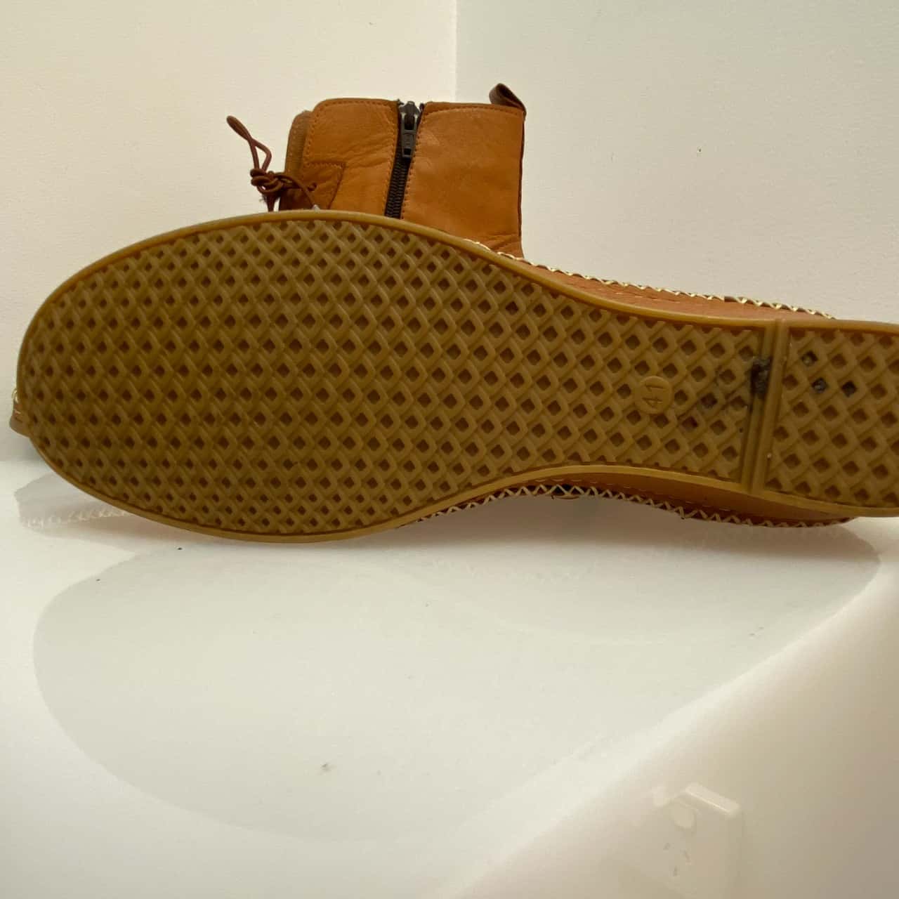 Sala Lace Up Ankle Boot. Size 41 (s) - Used As New | Salvos Stores