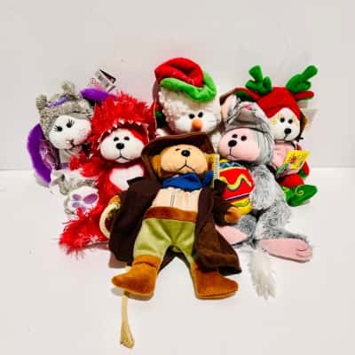 6x Beanie Kids All new with tags. 