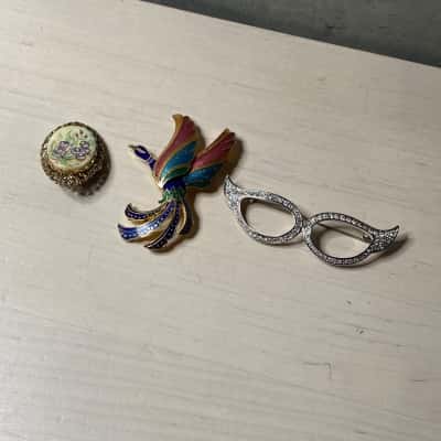 Oval 3x Brooch Bundle 