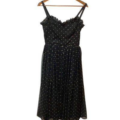  Women’s formal dress (i) 