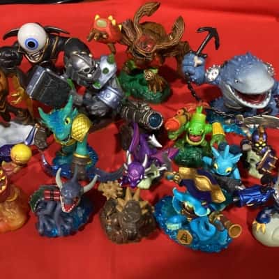 Skylanders figures