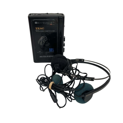 TEAC PP-2 AM/FM Stereo Cassette Player 